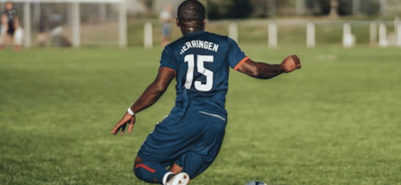 Cardio-training football en période de trêve : maintenez votre condition pendant les vacances